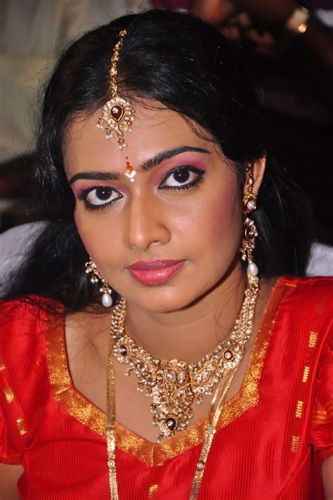 Divya Viswanath South Indian Cute Actress Ind Hot Red