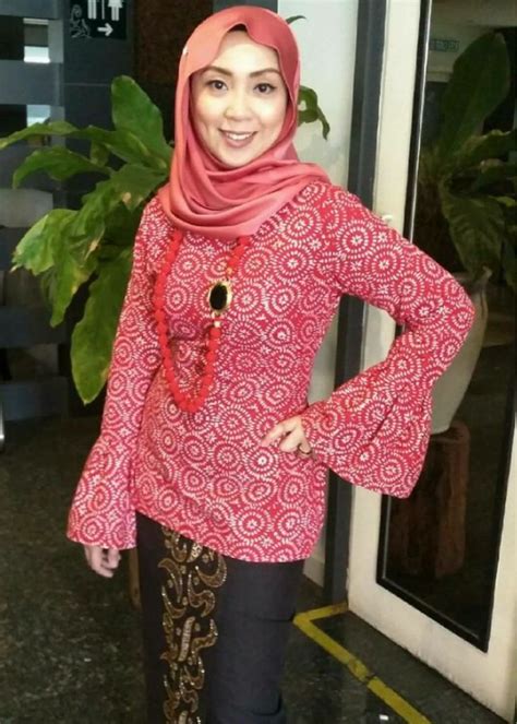 pin by tudung fashion on jilbab comel hijab fashion jilbab