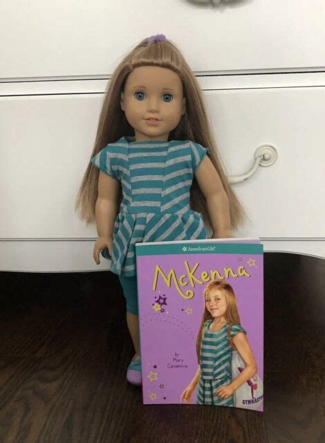 American Girl Goty 2012 Girl Of The Year Doll Mckenna Brooks W Book