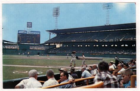 comiskey park history      chicago white sox