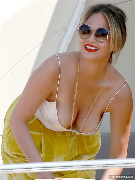 chrissy teigen nude pics and vids the fappening