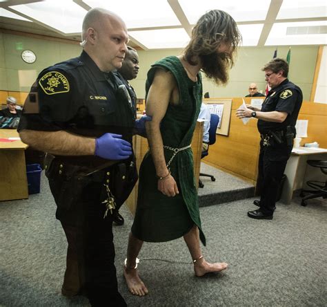 seattle s man in tree appears in court bail set at 50 000 the