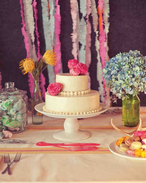 simple wedding cakes   gorgeously understated martha stewart weddings