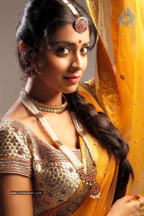 telugu web world south indian sexy actress shriya sharan traditional saree and unseen hot
