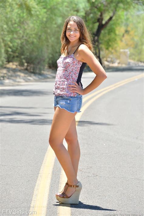 Maricella Long Legs For Modeling Ftv Girls 85972