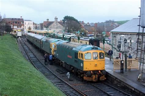 history is made with two class 33 diesel locomotive variants double