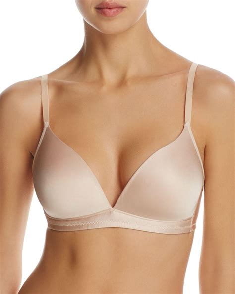 Hanro Satin Deluxe Soft Cup Wireless T Shirt Bra In