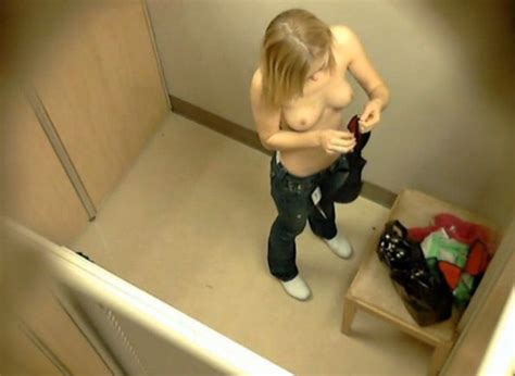 amateur titties in the fitting room