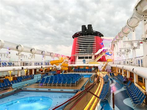 dreaming   seas review   disney cruise lines dream