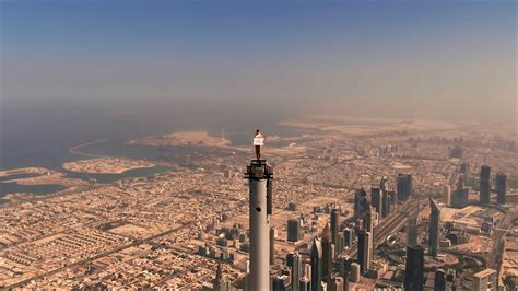 emirates pulled  insane burj khalifa single  drone ad dronedj