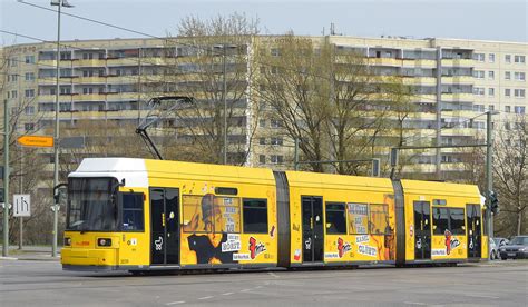 eine tram der berliner verkehrsbetriebe bvg nr  typ gtn