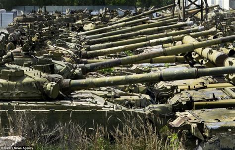 The Abandoned Soviet Tanks In The Ukraine Lateet