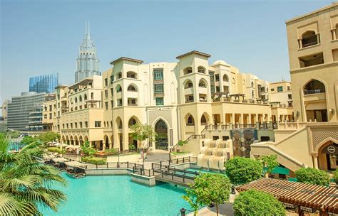 guide  souk al bahar dubai restaurants shops hotels  mybayut