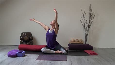 deer pose props yin yoga mindfulness centrum heuvelrug veenendaal