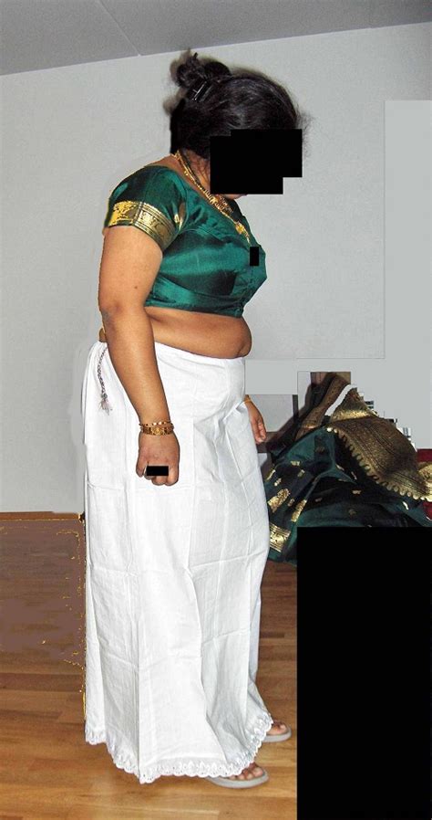 bhabhi saree without bra bobs and vagene