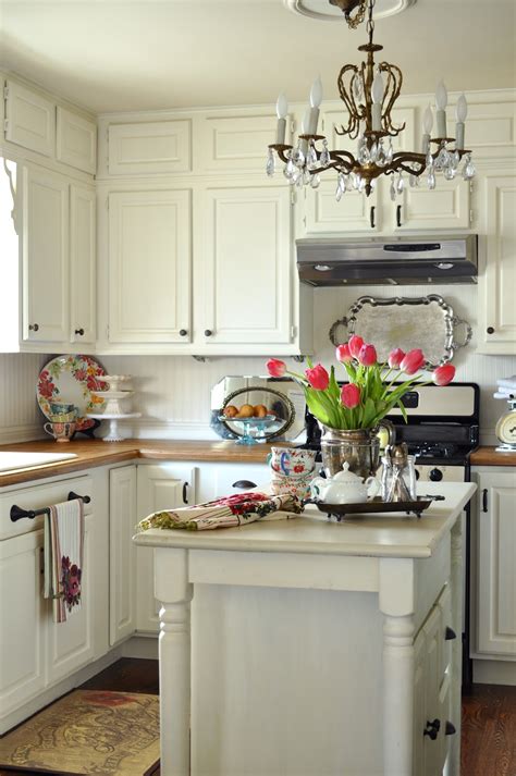 gorgeous white cottage kitchen home decoration  inspiration ideas