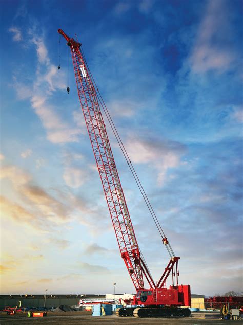 manitowoc unveils mlc  crawler crane  increased capacity