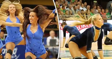 Viewers Go Crazy Over Clip Of Ridiculously Hot Cheerleaders – Can You