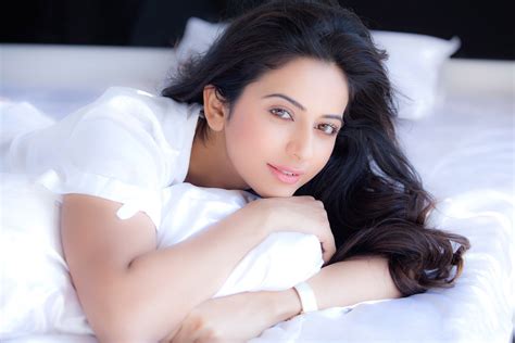 rakul preet singh bollywood actress model girl beautiful