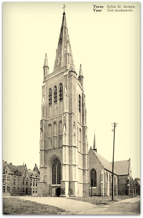 ieper ieper zicht op de sint jacobskerk carte postale ancienne  vue dhier  aujourd