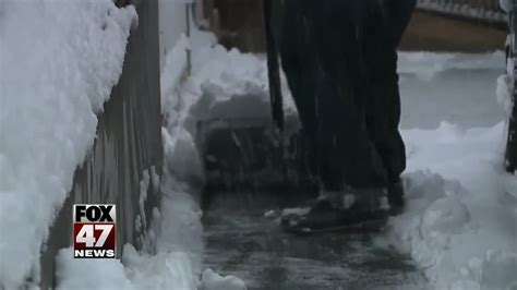 doctors warn  heart attack snow