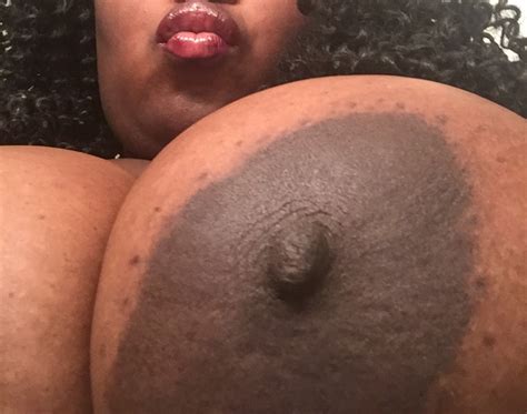 nice big chocolate tits shesfreaky
