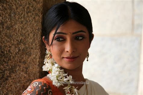 malayalam actress radhika pandit hot photos
