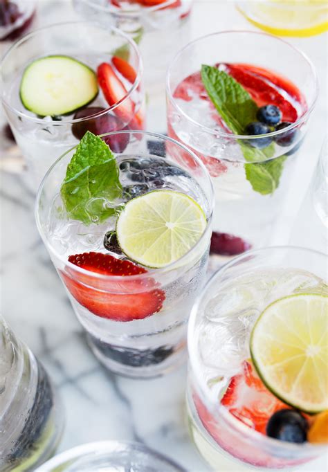 whats  difference  club soda  sparkling water popsugar