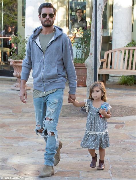 scott disick stays home   kids  kourtney kardashian parties  vegas daily mail