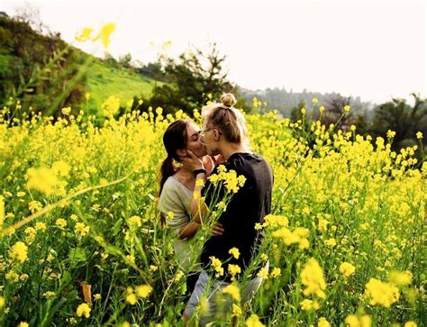 Pin By Sylvie On Rural Sapphics Couple Aesthetic Lesbian Girls In Love