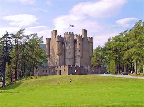 filebraemar castle jpg wikipedia