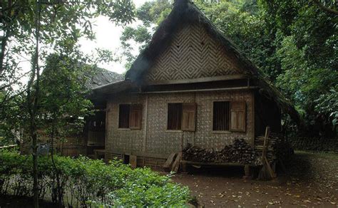 √ Rumah Adat Sunda Di Jawa Barat Keunikan Gambar Dan Sketsa