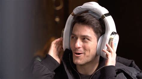 these big ass headphones massage your ears and look cool as fuck