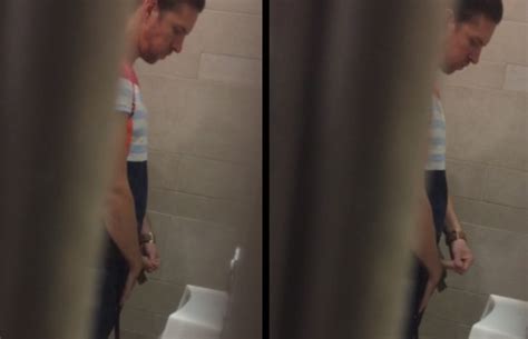 men caught peeing spycamfromguys hidden cams spying on men part 9