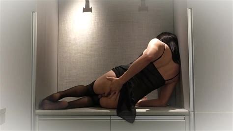Hong Kong Cd In Stockings Rides Her Toy In The Hotel