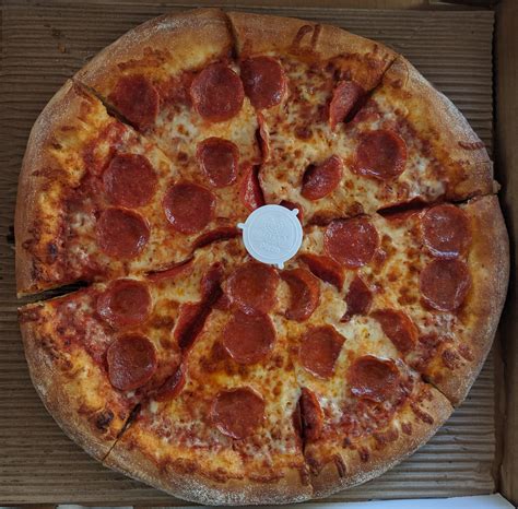 The Great Fast Food Pepperoni Pizza Pie Down