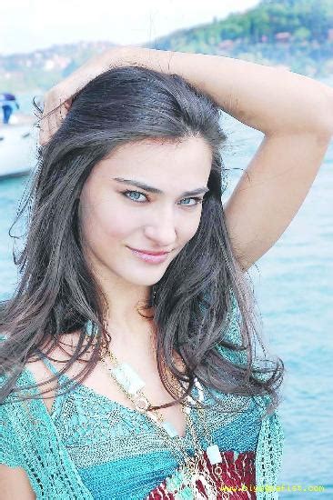 Saadet İsil Aksoy Turkish Actors And Actresses Photo 27846889 Fanpop