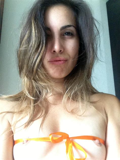 Actress Carly Pope Nude Leaked Pics — Suits Star Showed Her Pussy And Tits