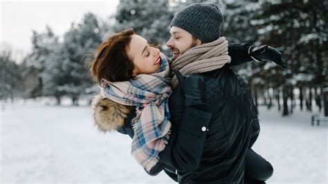 7 Reasons Why Winter Is The Best Season For Sex Because