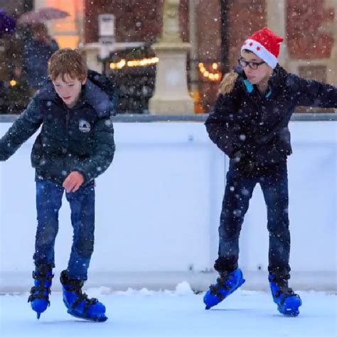 mobiele schaatsbaan  huren tijdelijke ijsbaan verhuur van schaatsbanen ijsbanen en