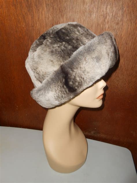 womens vintage gilly forge faux fake fur bucket style hat medium large