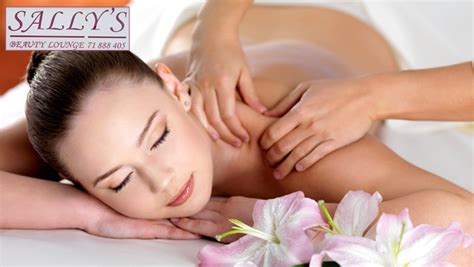 full body relaxing massage with full manicure gosawa beirut deal