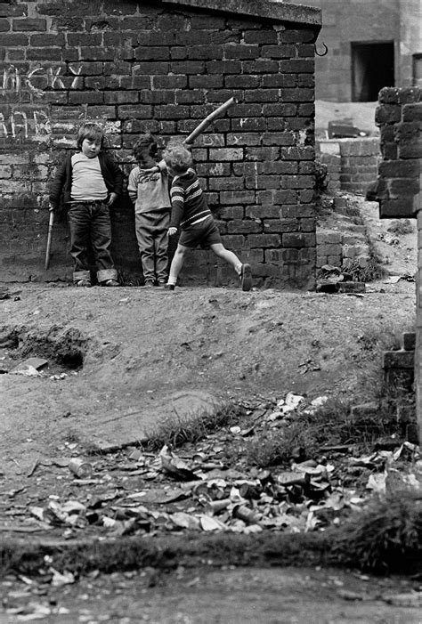 powerful photos of life in the old glasgow tenement blocks