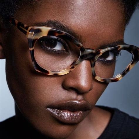 Eyewear Trends For Women 2020 Eyewear Trends Womens Glasses Frames