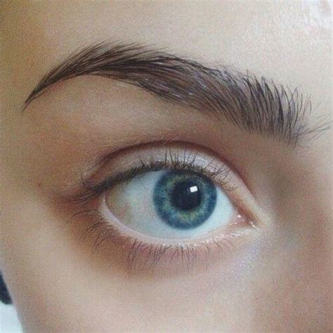 Do You Prefer Natural Eyebrows Or Drawn On Girlsaskguys
