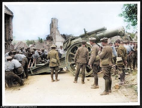 colourised  show scottish  british troops  ww daily mail