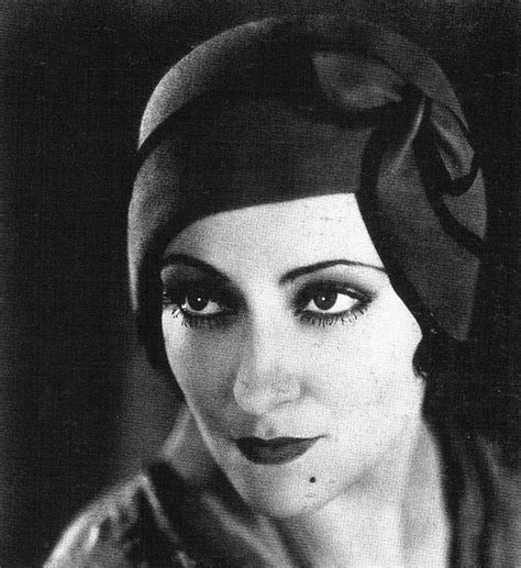 gloria swanson silent film stars silent film hats vintage