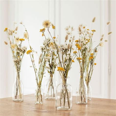 ways  display dried flowers   dried flowers home flower decor flower decorations