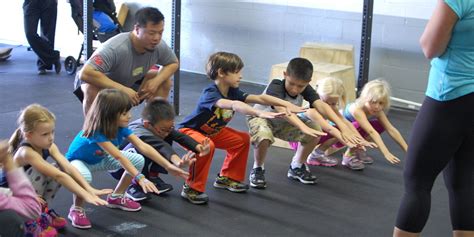 crossfit  kids expands  fitness craze   toddler