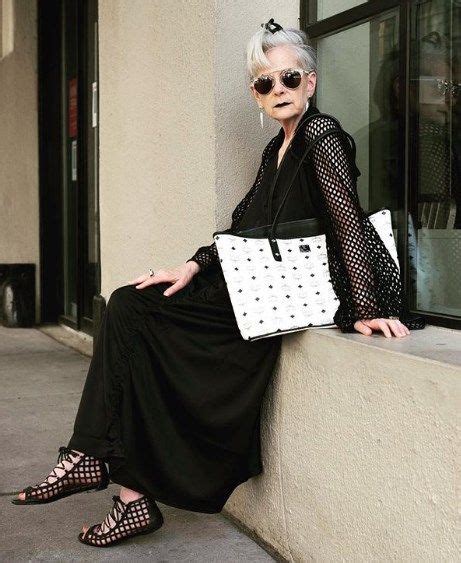 35 stylish clothes for 70 years old woman what to wear with white